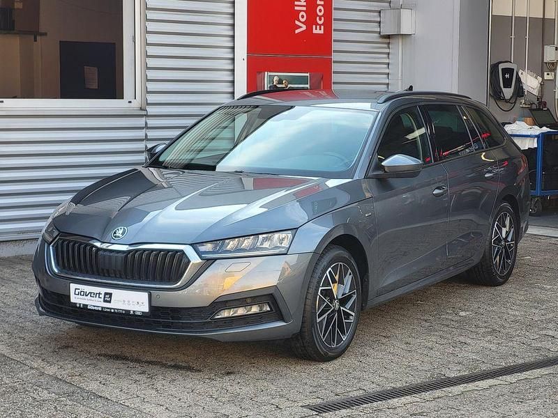 Graphite grau Gebraucht 2022 Skoda Octavia Clever Kombi | 18.950 € (Guter Preis) - Bild 1/4