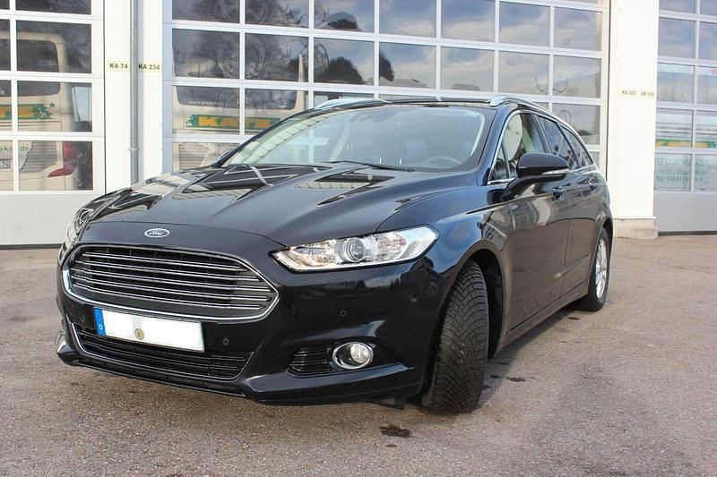Schwarz Gebraucht 2015 Ford Mondeo Titanium Kombi | 9.700 € (Superpreis) - Bild 1/4