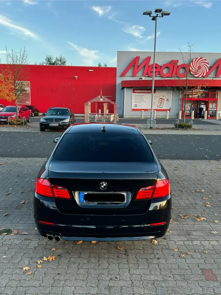 Second-hand BMW 525 2010 Negru Berlinǎ