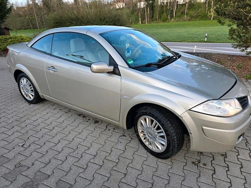 Brugt Renault Mégane Cabriolet 112 HK (82 kW) 2006 Beige Cabriolet