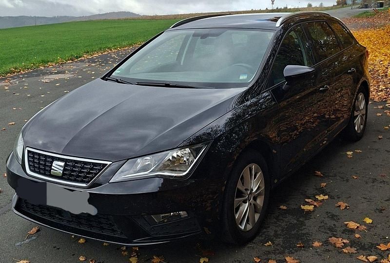 Schwarz Gebraucht 2017 Seat Leon ST Style Kombi | 9.999 € (Guter Preis) - Bild 1/4