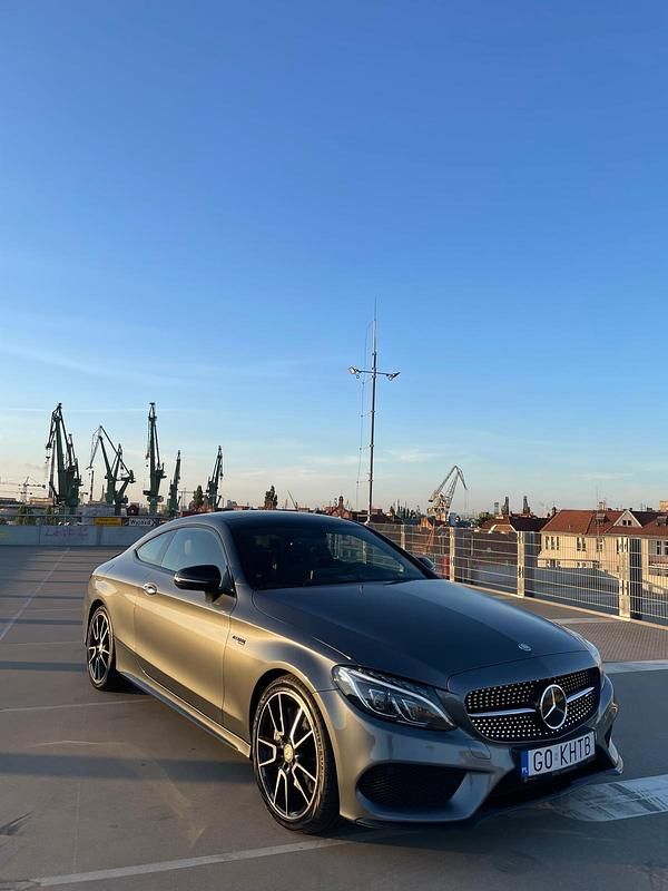 Silber Gebraucht 2016 Mercedes C43 AMG AMG Coupé | 29.900 € (Superpreis) - Bild 1/4