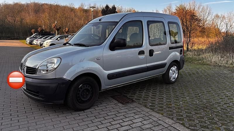 Gebraucht Renault Kangoo 68 PS (50 kW) 2008 Silber Van / Kleinbus