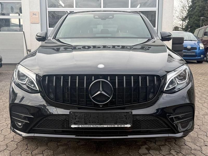 Gebraucht Mercedes GLC250 AMG 204 PS (150 kW) 2016 Schwarz Limousine