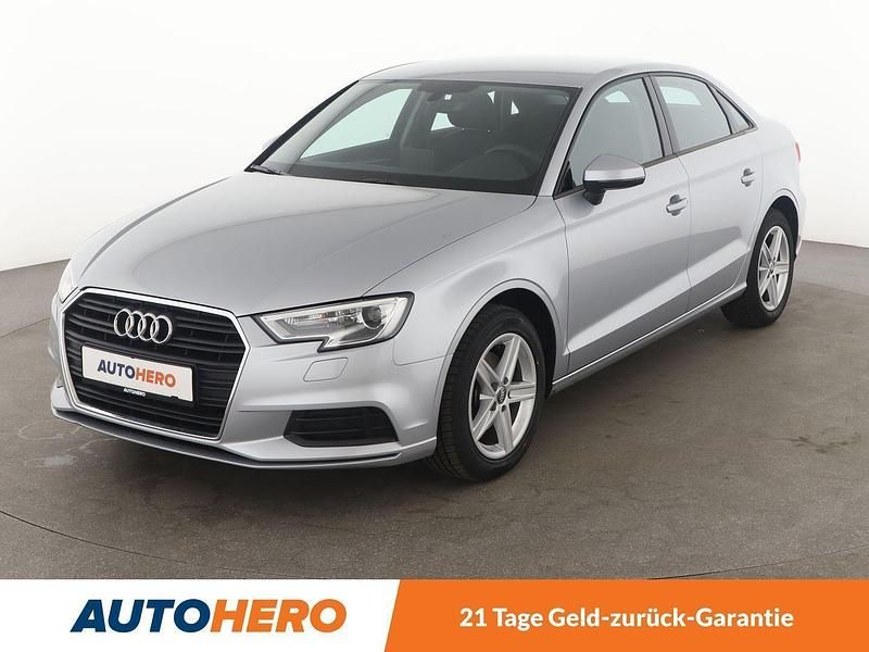 Grau Gebraucht 2017 Audi A3 Comfort Limousine | 17.990 € (Guter Preis) - Bild 1/3