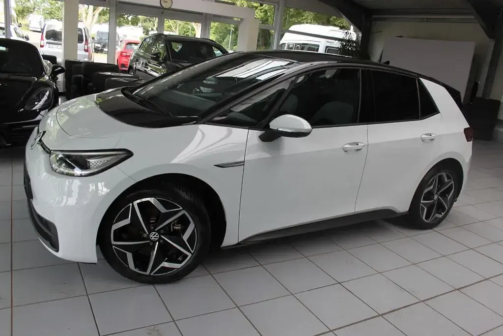 Gebraucht VW ID.3 Pro 150 kW (204 PS) 2021 Weiß Kleinwagen