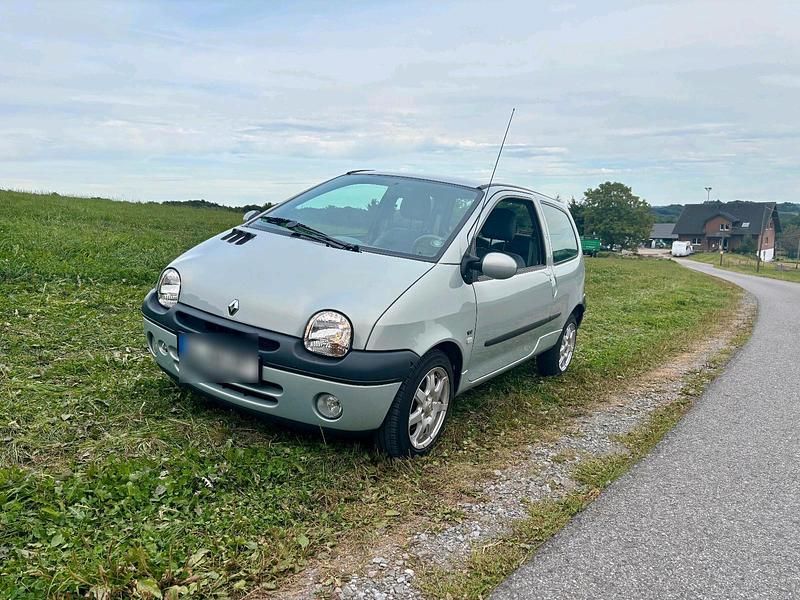 Silber Gebraucht 2006 Renault Twingo Kleinwagen | 3.990 € - Bild 1/4