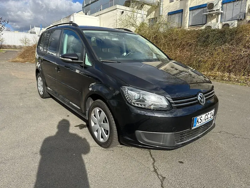 Gebraucht VW Touran 140 PS (102 kW) 2012 Schwarz Van / Kleinbus