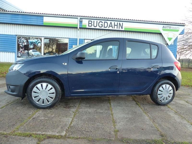 Blau Gebraucht 2013 Dacia Sandero Essentiel Limousine | 4.250 € (Guter Preis) - Bild 1/4