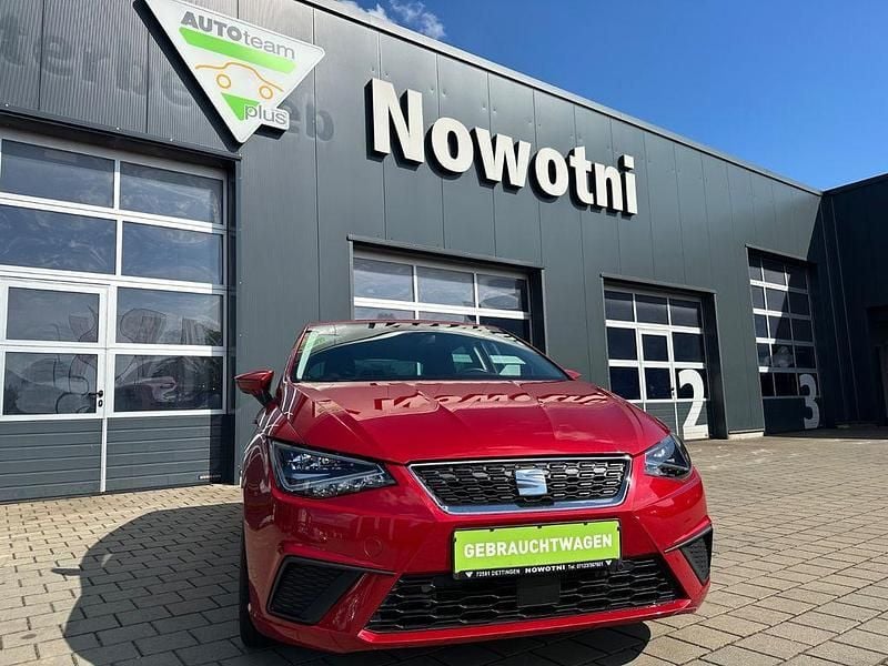 Rot Gebraucht 2018 Seat Ibiza Style Limousine | 12.790 € (Fairer Preis) - Bild 1/4