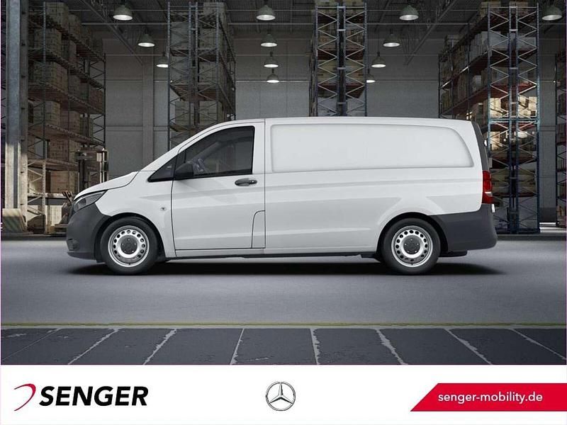 Gebraucht Mercedes Vito 136 PS (100 kW) 2023 Arktikweiß Van