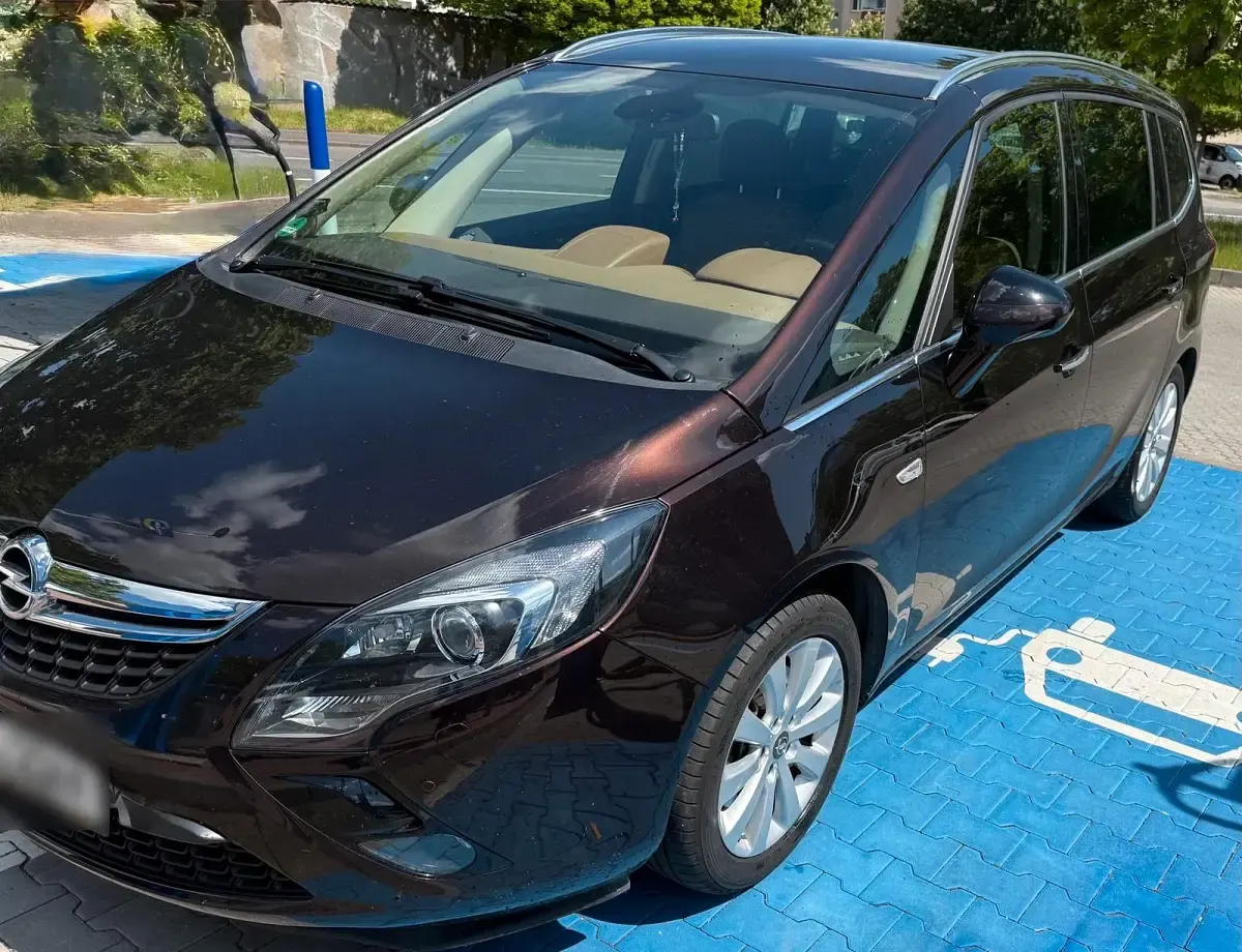 Gebraucht Opel Zafira 165 PS (121 kW) 2012 Braun Van / Kleinbus