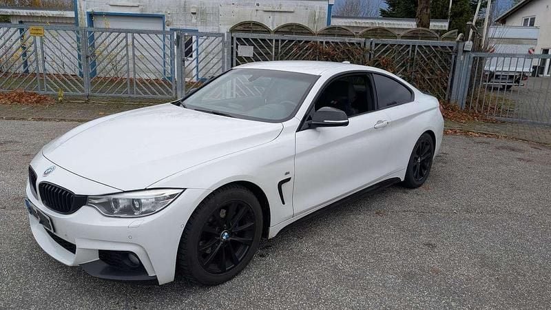 Weiß Gebraucht 2014 BMW 420 Sport Line Coupé | 16.999 € (Teuer) - Bild 1/4