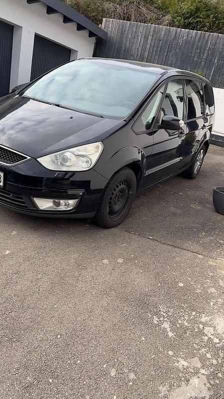 Gebraucht 2007 Ford Galaxy Ghia Van / Kleinbus | 3.000 € (Fairer Preis) - Bild 1/4