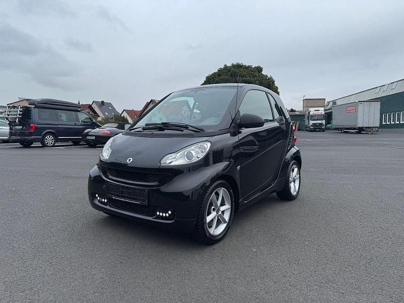 Schwarz Gebraucht 2012 Smart ForTwo Coupé Passion Coupé | 6.600 € (Fairer Preis) - Bild 1/4