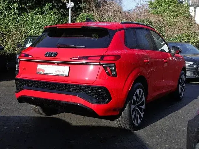 Neu Audi Q3 S-Line 150 PS (110 kW) 2026 Progressivrot metallic SUV