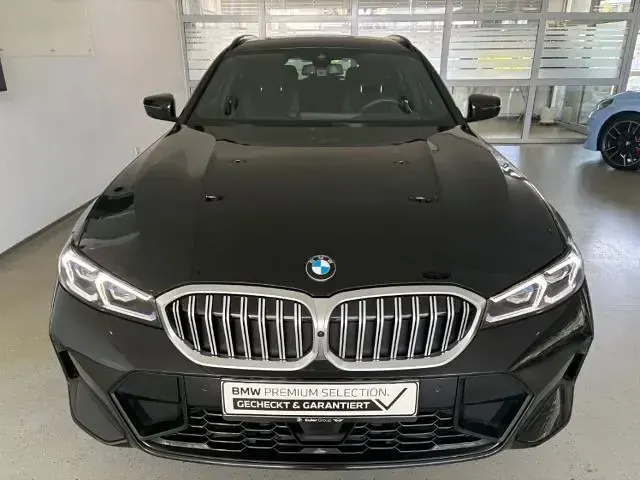 Gebraucht BMW 320 M Sport 184 PS (135 kW) 2025 Schwarz Kombi