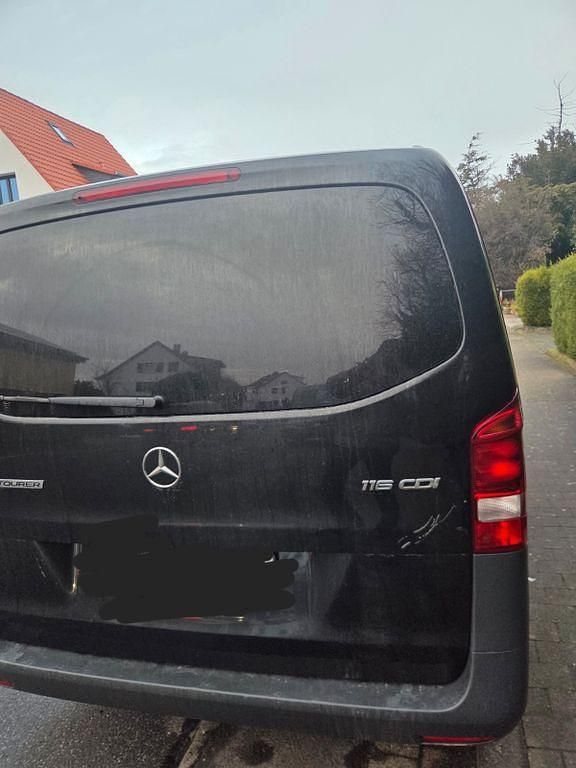 Gebraucht Mercedes Vito 162 PS (119 kW) 2019 Schwarz Van