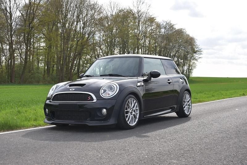 Schwarz Gebraucht 2012 Mini Cooper S Kleinwagen | 9.000 € (Guter Preis) - Bild 1/4