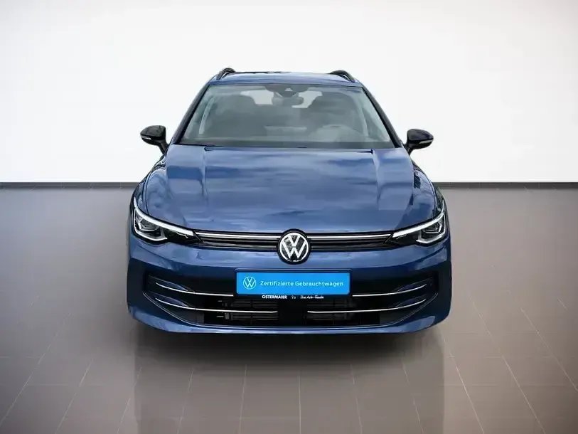 Second-hand VW Golf VIII Goal 150 CP (110 kW) 2025 Albastru Break