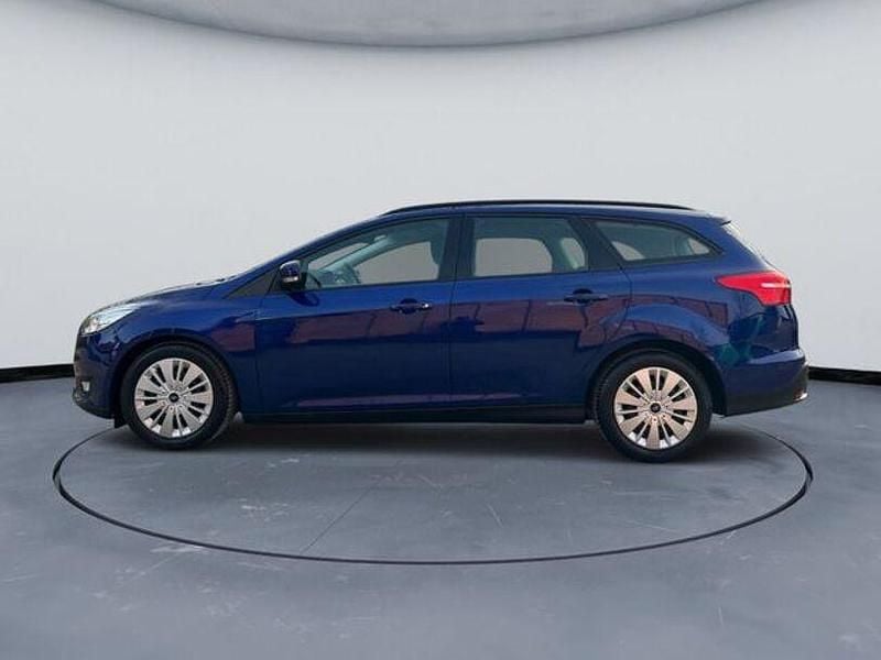 Gebraucht Ford Focus Business Edition 150 PS (110 kW) 2015 Blau Limousine