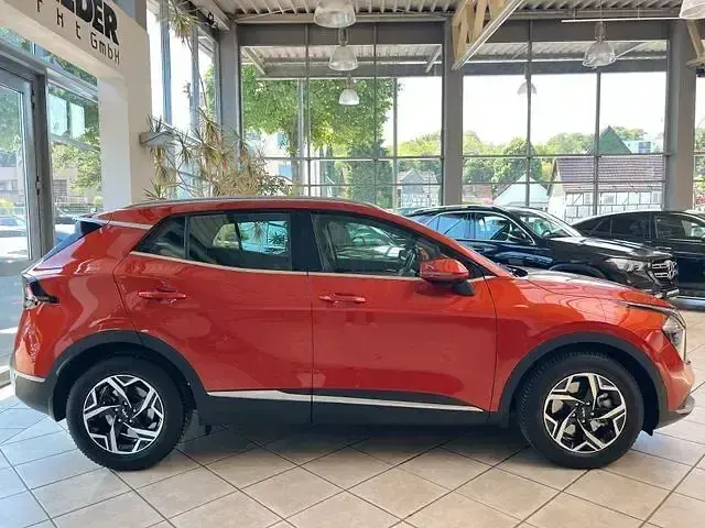 Gebraucht Kia Sportage Vision 160 PS (117 kW) 2024 Orange SUV