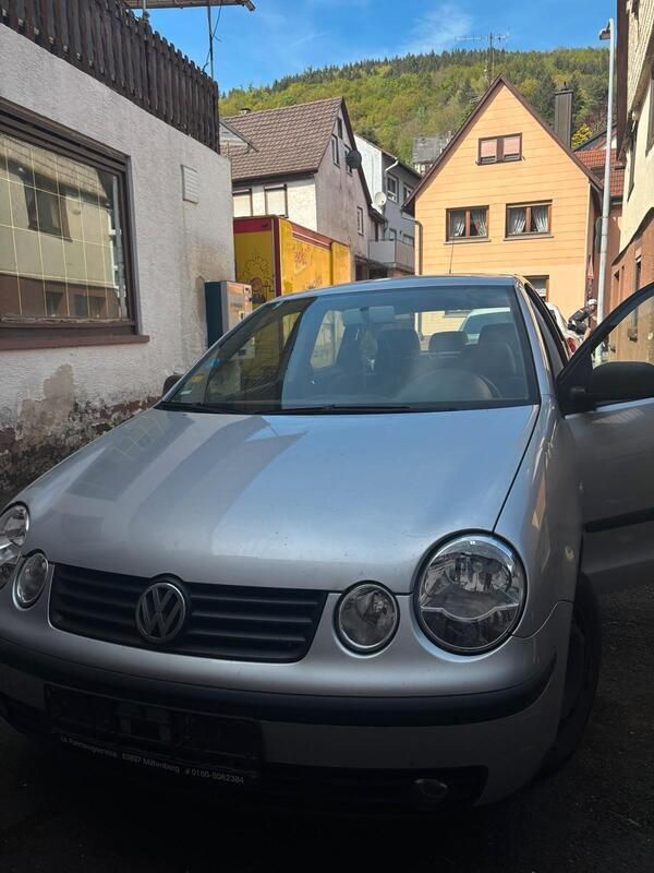 Silber Gebraucht 2003 VW Polo Kleinwagen | 250 € (Superpreis) - Bild 1/4