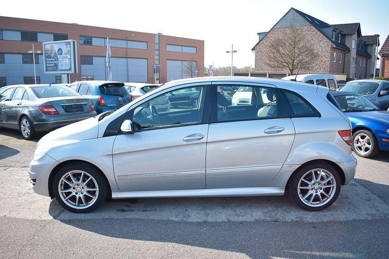 Gebraucht Mercedes B170 116 PS (85 kW) 2008 Silber Van / Kleinbus