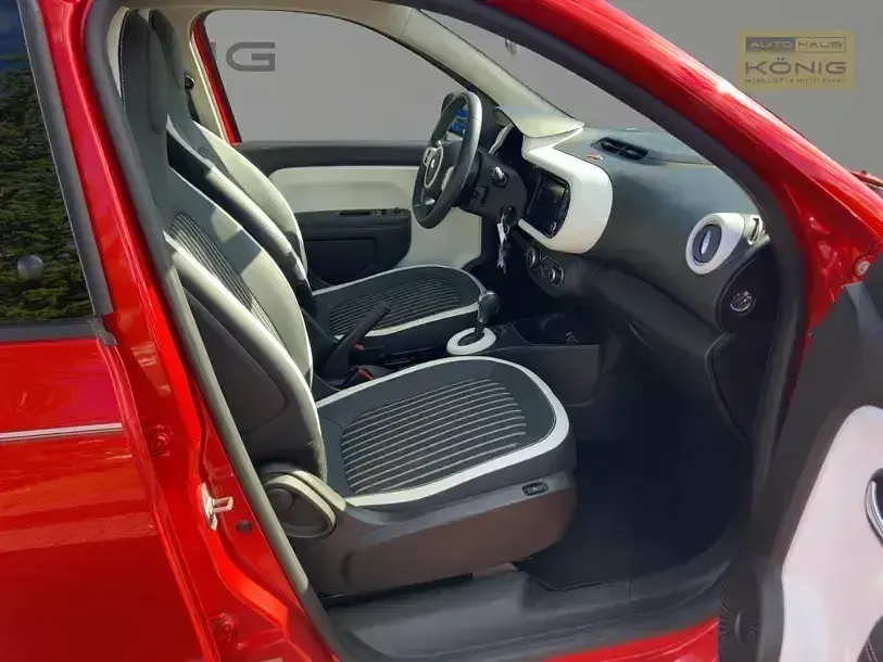 Gebraucht Renault Twingo Techno 60 kW (82 PS) 2023 Rot Kleinwagen