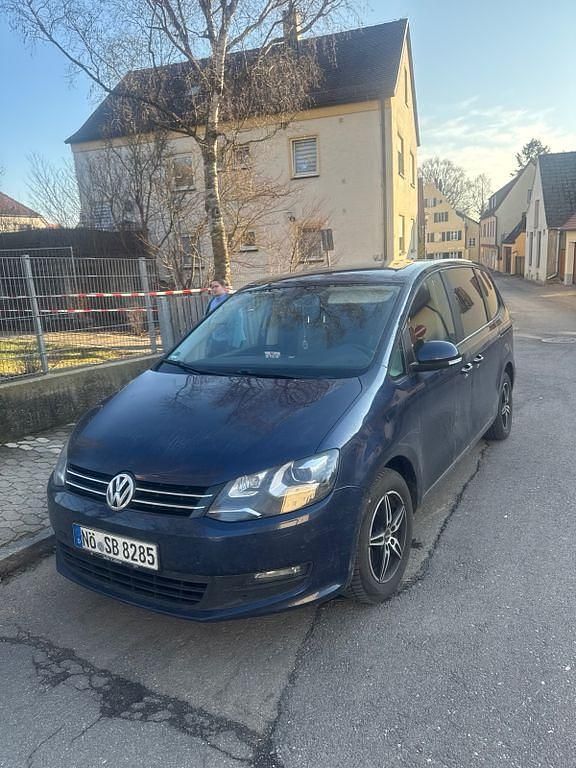 Blau Gebraucht 2012 VW Sharan Comfortline Van / Kleinbus | 6.500 € (Guter Preis) - Bild 1/4