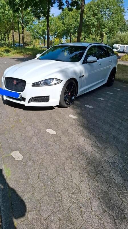Weiß Gebraucht 2015 Jaguar XF Sportbrake Kombi | 11.799 € (Teuer) - Bild 1/4