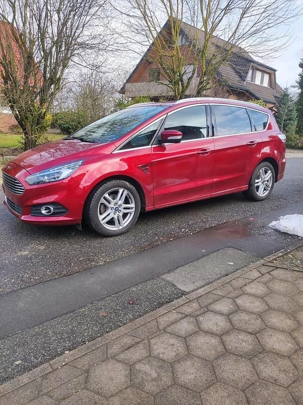 Gebraucht Ford S-MAX S 210 PS (154 kW) 2015 Rot Van / Kleinbus