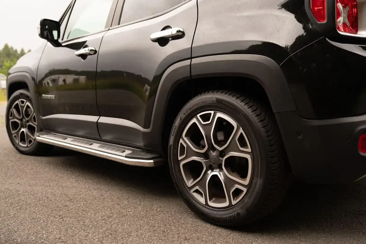 Gebraucht Jeep Renegade Limited 120 PS (88 kW) 2016 Schwarz SUV