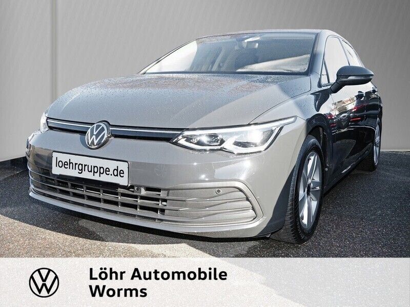 Grau Gebraucht 2023 VW Golf VIII Life Kleinwagen | 20.480 € (Superpreis) - Bild 1/4