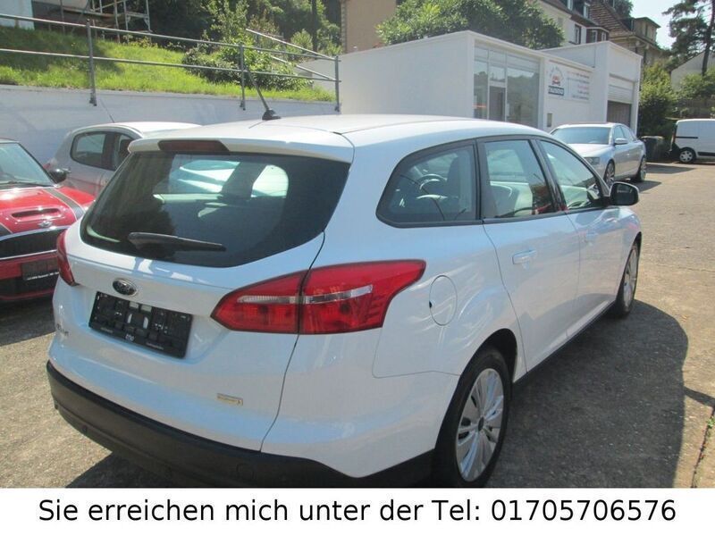 Gebraucht Ford Focus Business Edition 101 PS (74 kW) 2017 Weiß Limousine