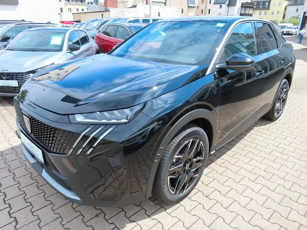 Neu Peugeot 3008 GT 145 PS (106 kW) 2025 Schwarz SUV