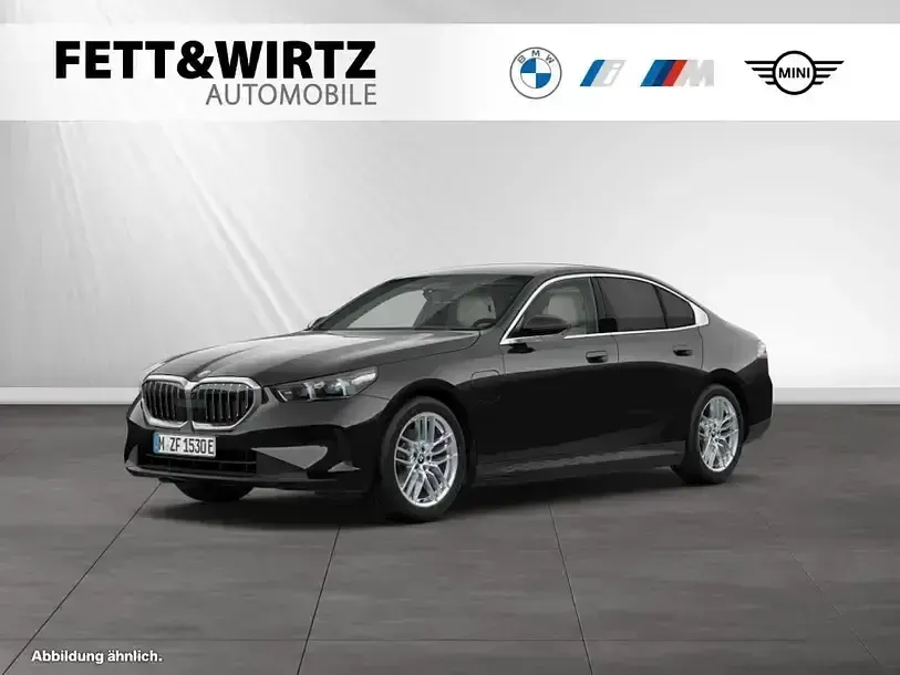 Gebraucht BMW 530e Sport Line 299 PS (219 kW) 2025 Limousine
