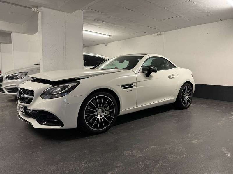 Weiß Gebraucht 2018 Mercedes SLC43 AMG AMG Coupé | 43.900 € - Bild 1/4