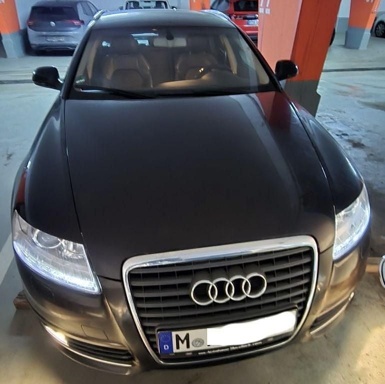 Schwarz Gebraucht 2011 Audi A6 Kombi | 7.700 € (Guter Preis) - Bild 1/4