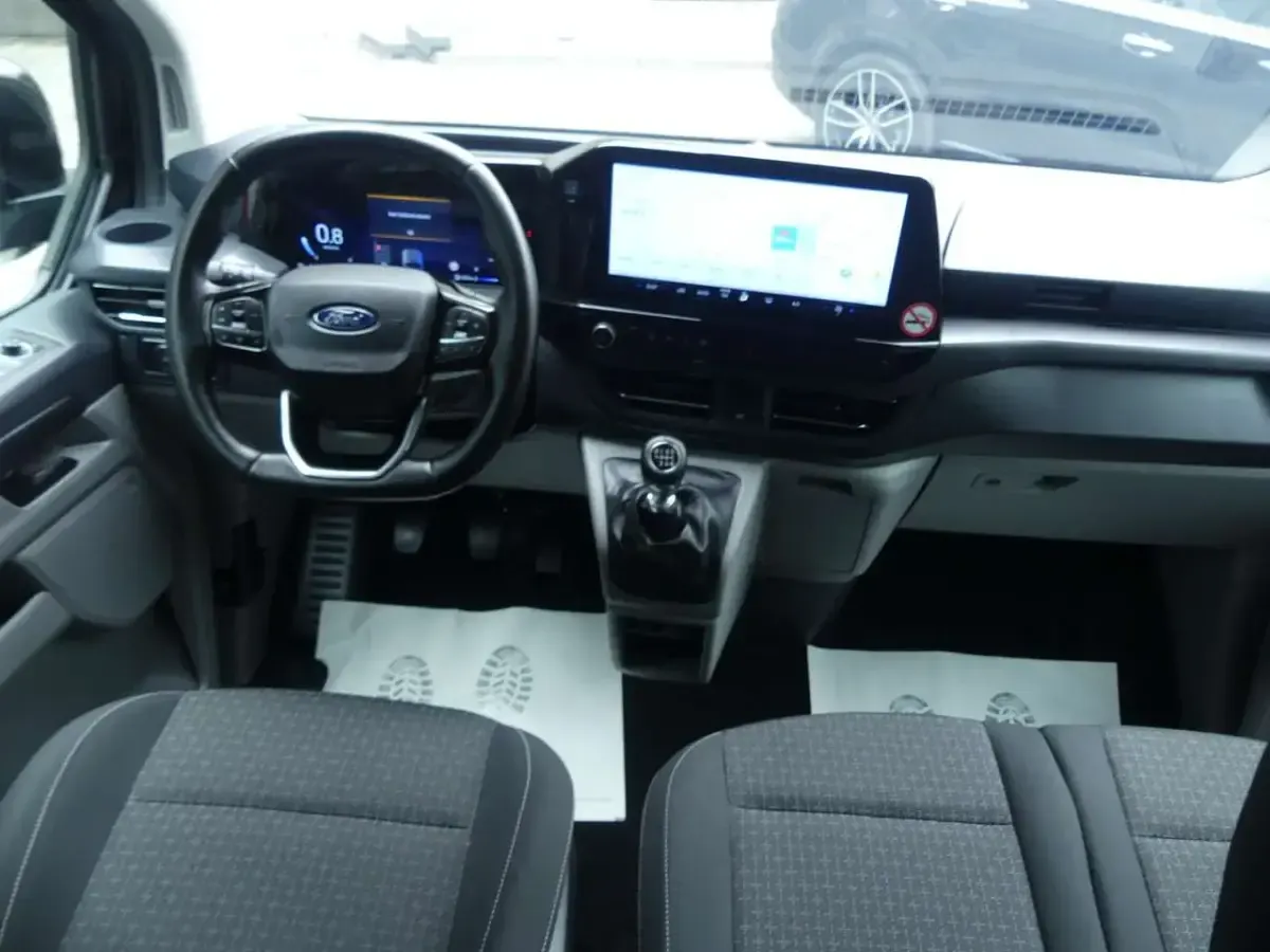 Gebraucht Ford Tourneo Custom 136 PS (100 kW) 2025 Obsidianschwarz metallic Van