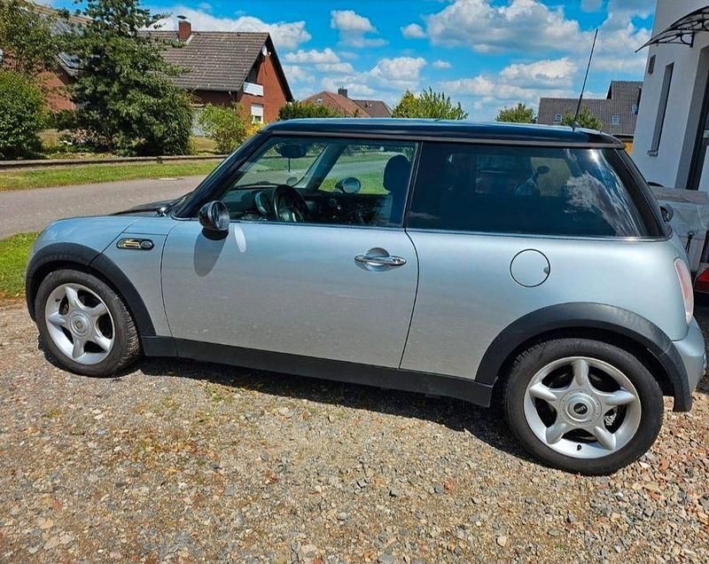 Silber Gebraucht 2003 Mini Cooper Kleinwagen | 3.200 € - Bild 1/4