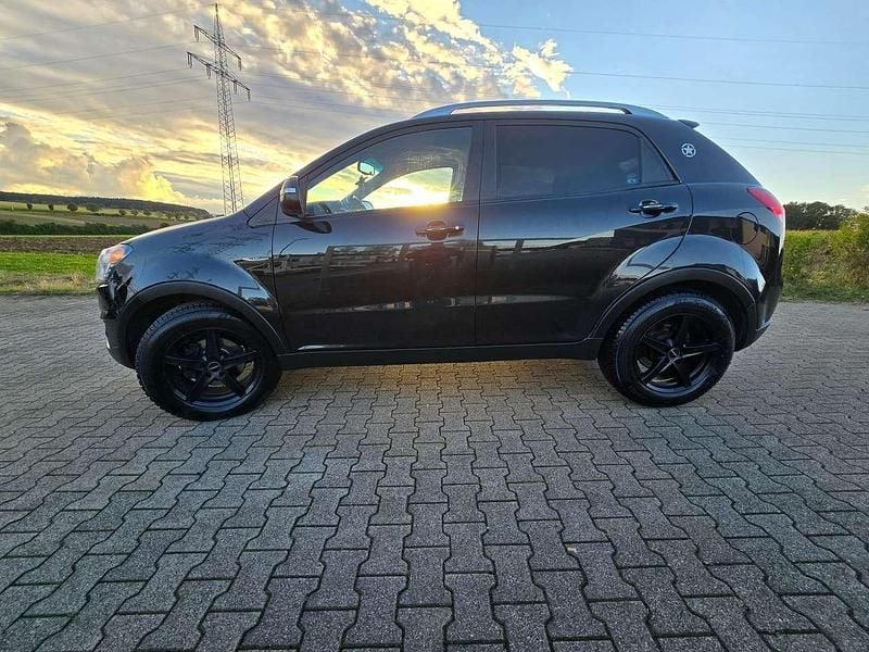 Gebraucht Ssangyong (KGM) Korando Crystal 175 PS (128 kW) 2015 Schwarz SUV