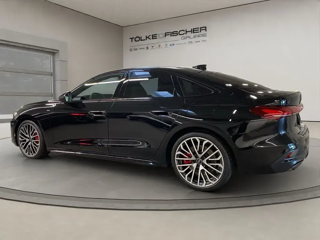 Neu Audi A5 S-Line 252 PS (185 kW) 2025 Schwarz Limousine