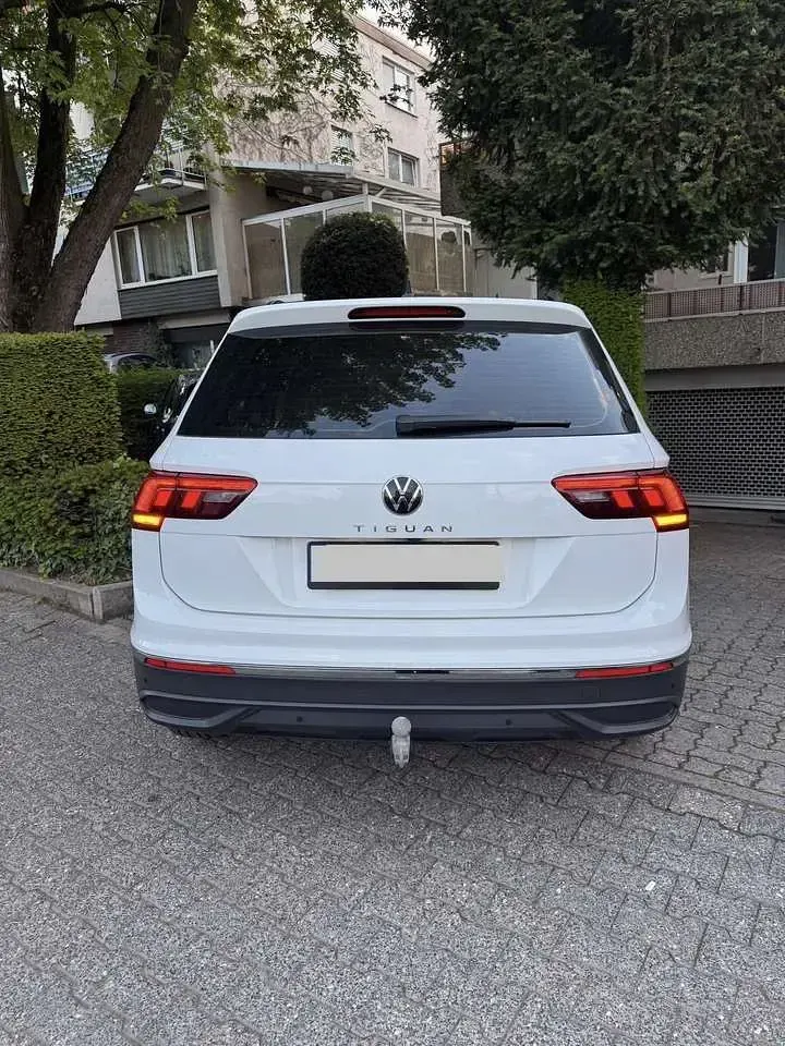 Gebraucht VW Tiguan Life 150 PS (110 kW) 2022 SUV