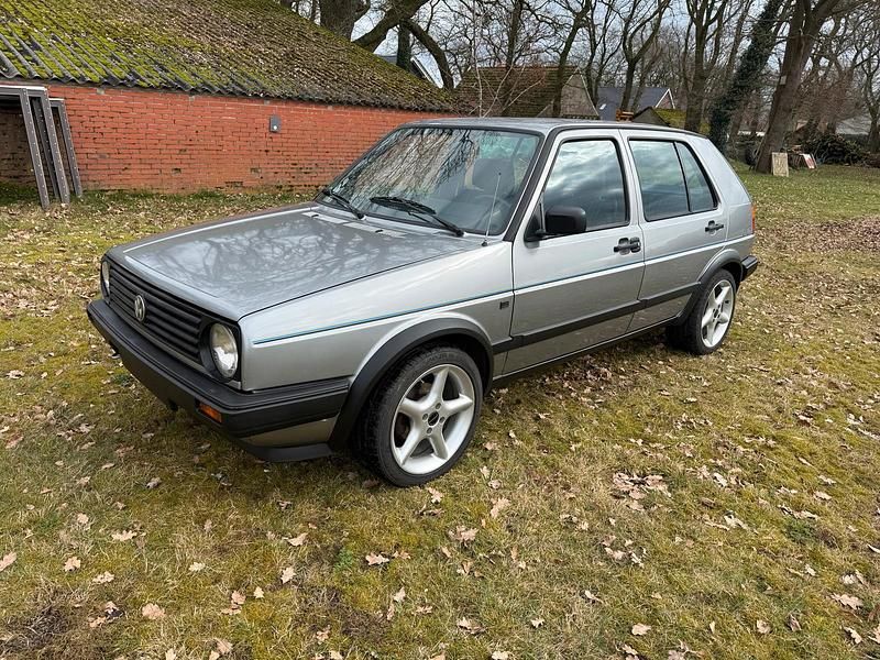 Gebraucht VW Golf II 70 PS (51 kW) 1990 Silber Kleinwagen