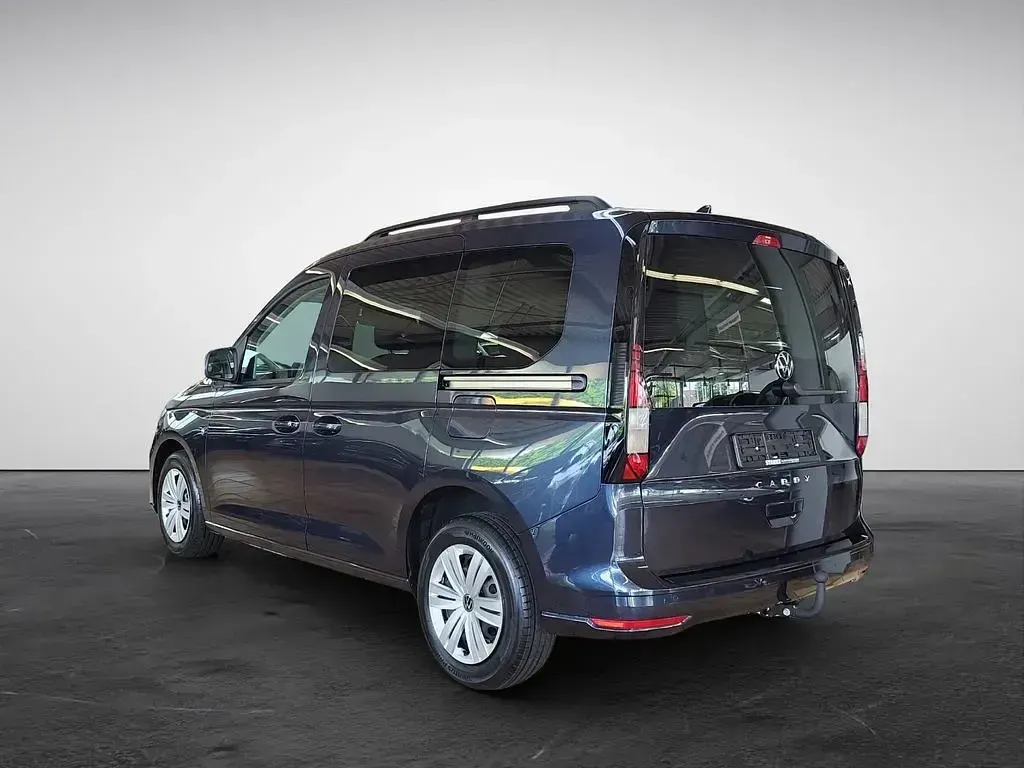 Gebraucht VW Caddy Basis 114 PS (83 kW) 2024 Blau (starlight blue metallic) Van / Kleinbus