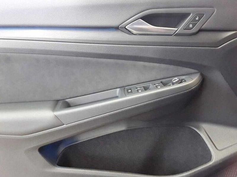 Gebraucht VW Golf VIII GTD 200 PS (147 kW) 2022 Atlantic blue metallic Limousine