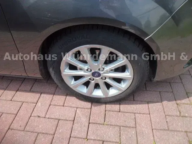 Gebraucht Ford B-MAX Titanium 105 PS (77 kW) 2016 Grau Van / Kleinbus