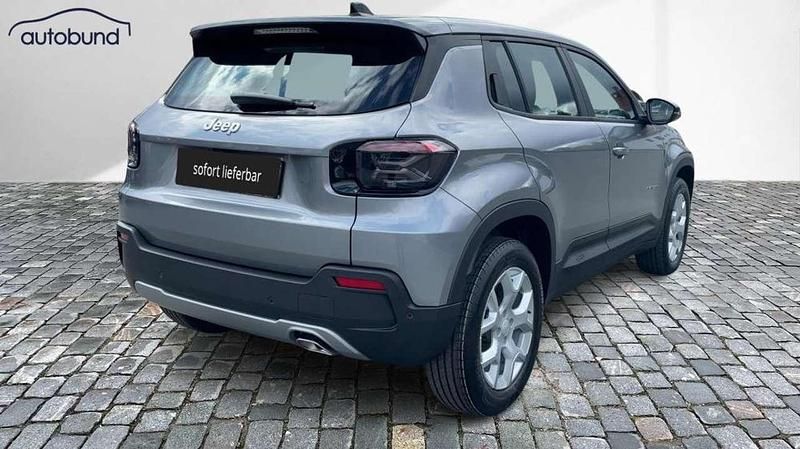 Neu Jeep Avenger Altitude 101 PS (74 kW) 2025 Grau / granitegrey SUV