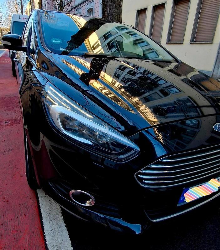 Gebraucht Ford S-MAX S 170 PS (125 kW) 2017 Schwarz Van / Kleinbus